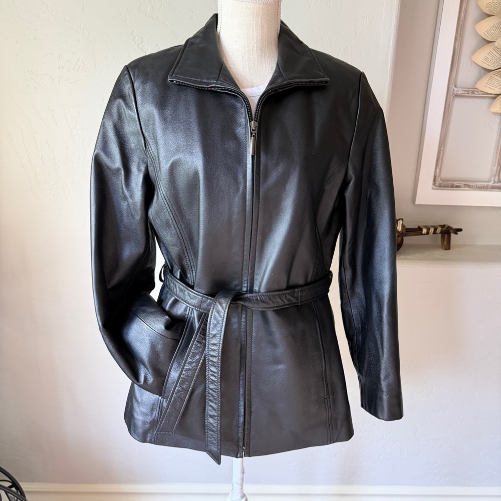 Outbrook Women's Black‎ Leather Jacket with Belt and Quilted Lining Size M